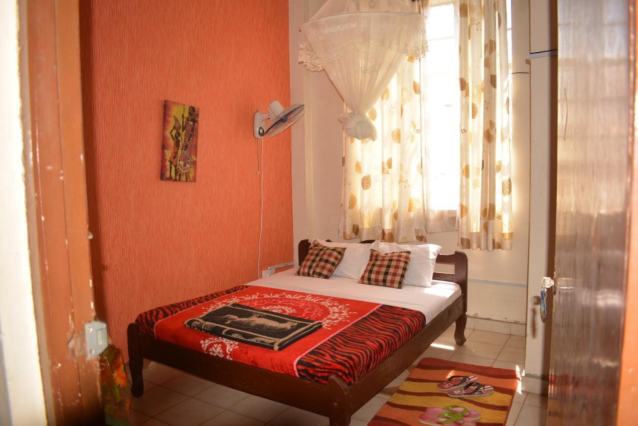 Mona Lisa Guest House, Kisumu Ngoại thất bức ảnh
